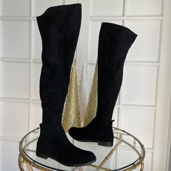 Kenneth Cole REACTION Women's Wind-Y Knee High Boots - Black Microsuede Over The Knee Boots (Size 8)